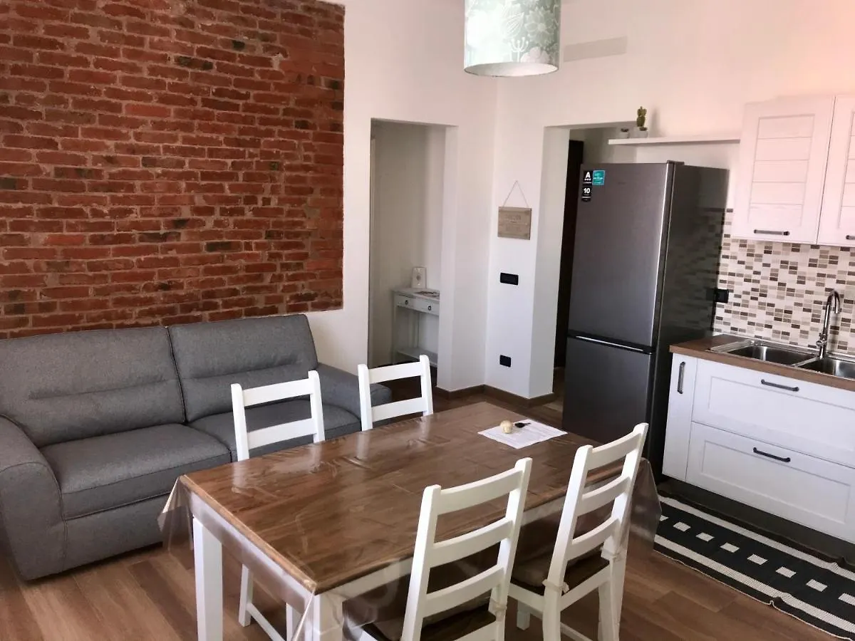 Apartament Casa Vacanze Beach House Vicino Alla Stazione La Spezia
